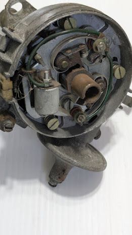 ROLLS-ROYCE SILVER SHADOW CORNICHE EARLY DISTRIBUTOR DUAL POINTS CD5721