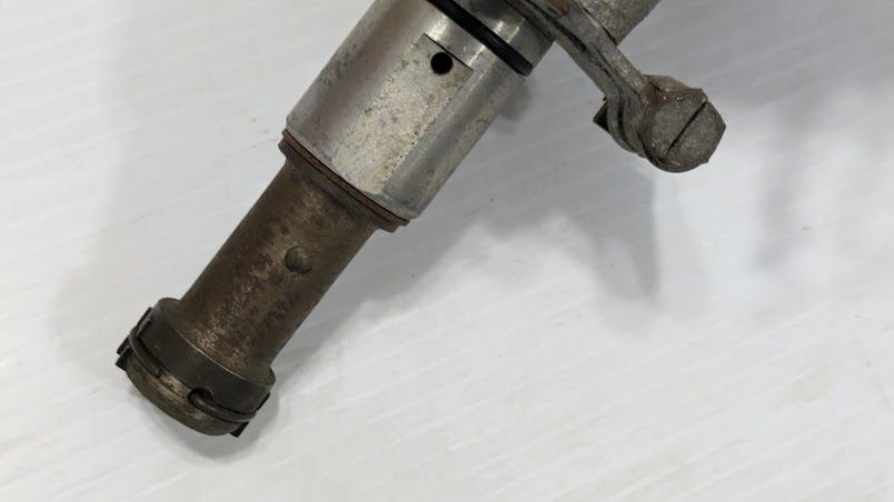 ROLLS-ROYCE SILVER SHADOW CORNICHE EARLY DISTRIBUTOR DUAL POINTS CD5721