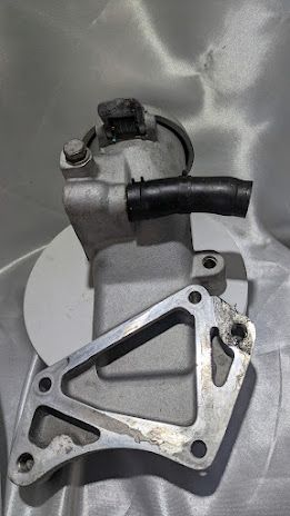 ROLLS-ROYCE SPUR BENTLEY TURBO R OIL FILLER NECK LATE MODELS UE73726