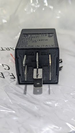 Ferrari 360 456M 550 575M SPIDER PART TURN SIGNAL RELAY FLASHER 171375 170762