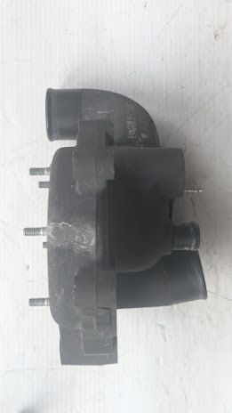 Ferrari part water pump HOUSING 360 355 456 pre owned 176044