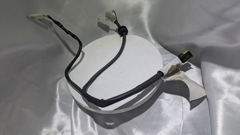 FERRARI 360 SPIDER PARTS REAR BUMPER LICENSE PLATE LIGHT HARNESS 182985