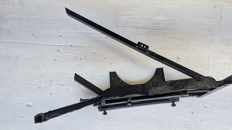 FERRARI 308 GTSi LEFT HEADLIGHT BASE CHASSIS FRAME