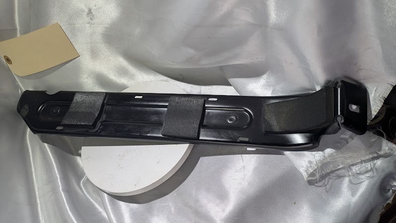 FERRARI 360 SPIDER PARTS RIGHT ENGINE RADIATOR BRACKET SUPPORT 183186