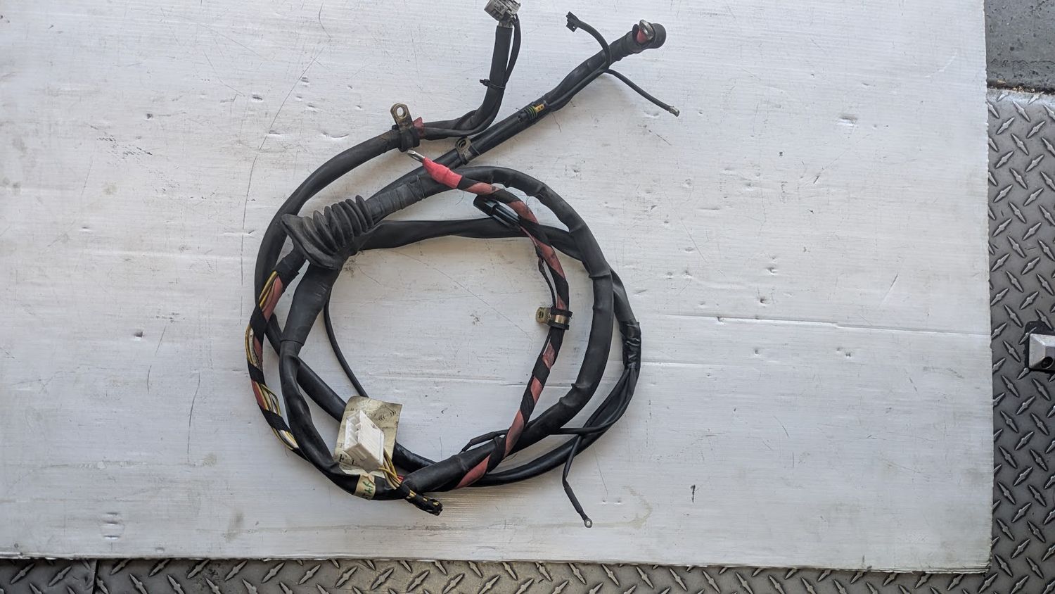 FERRARI 360 SPIDER PART, LEFT  WIRING HARNESS 213155