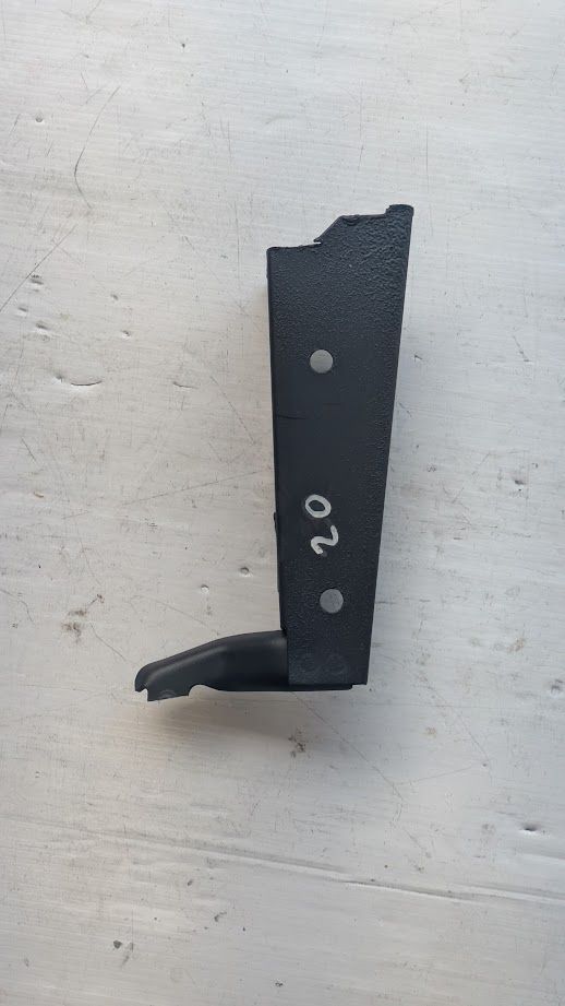 FERRARI 360 SPIDER PARTS RH SIDE BRACKET 67083511
