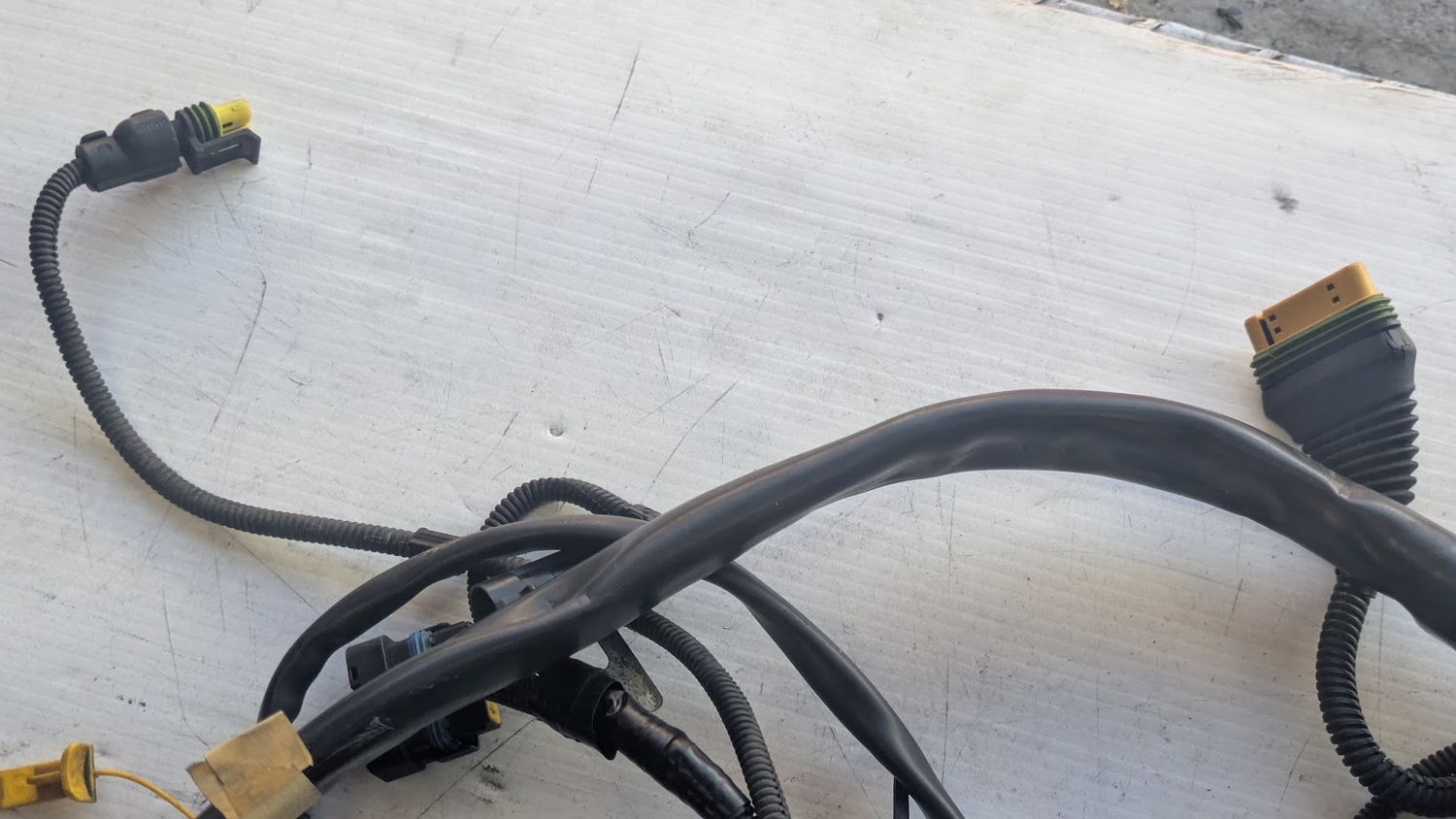 FERRARI 360 ENGINE COMPARTMENT  WIRING 200845