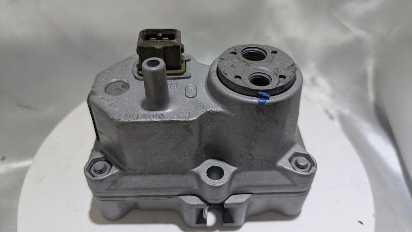 81 - 91 ROLLS ROYCE SILVER SPUR WARM UP REGULATOR REBUILT EXCHANGE UE43462