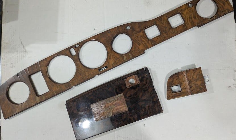 ROLLS ROYCE SILVER SPUR EARLY  DASH FACE WOOD  VENEER PRE-OWNED