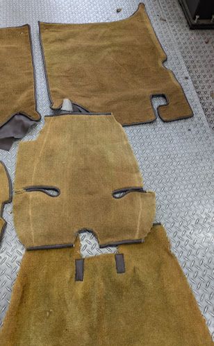 ROLLS ROYCE SILVER SHADOW II PART  CABIN CARPET GOLD BROWN