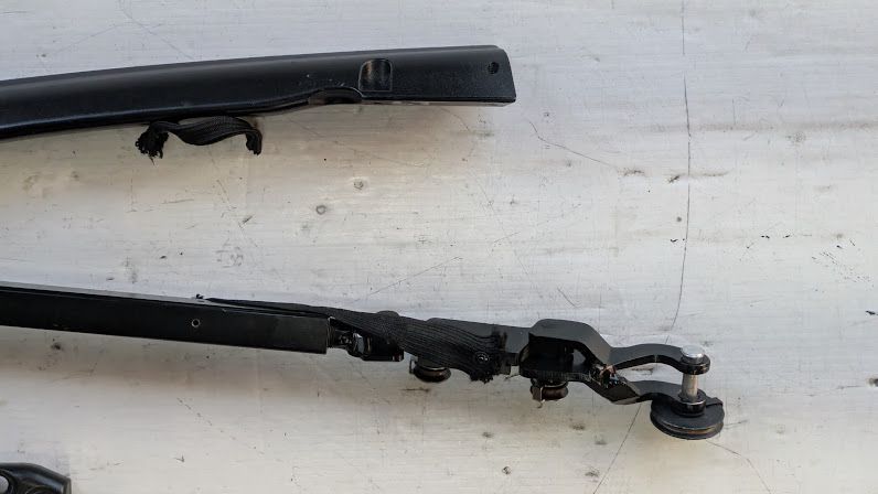 FERRARI 360 SPIDER PARTS CAPOTE CONVERTIBLE TOP LEFT REAR FRAME CORNER 1L