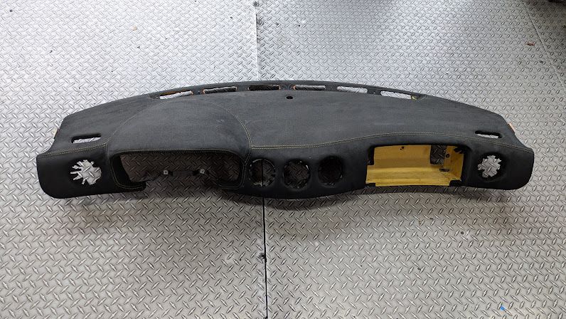 Ferrari 360 spider Upper Dashboard panel, upholstered on SUADE , YELLOW STITCHING