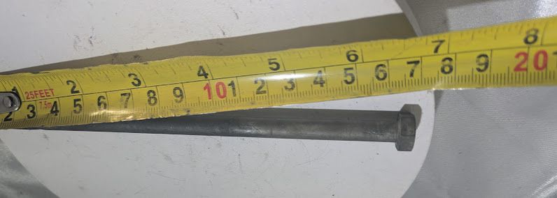 Rolls Royce Silver Shadow CARBURETORS SHADOW I INTAKE MANIFOLD FASTENING BOLT UE6173