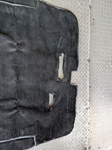 65 to 80 ROLLS ROYCE SILVER SHADOW TRUNK lid black carpet