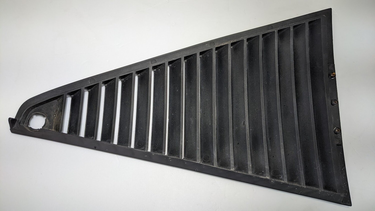 FERRARI 308 GTSi  Fuel CAP Door Grille window left SIDE 60336302