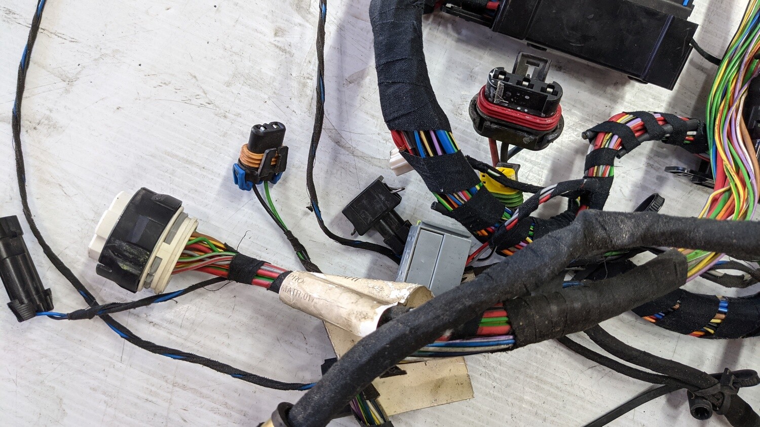 FERRARI 360 SPIDER PART, FRONT WIRING HARNESS WITH FUSE BOX 183347