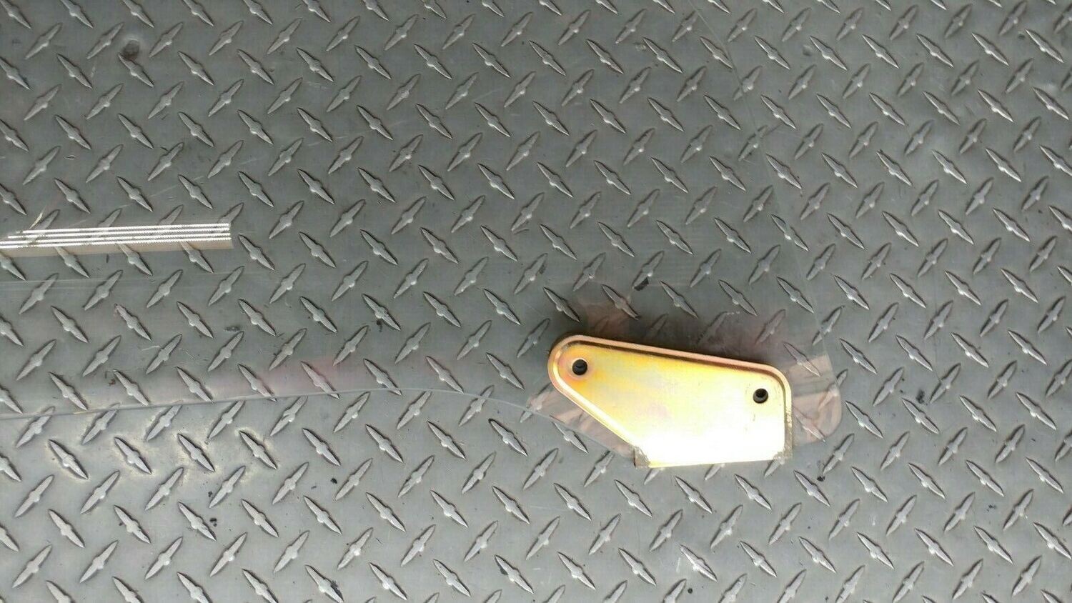 FERRARI 348 PARTS left DOOR drop glass 62104300