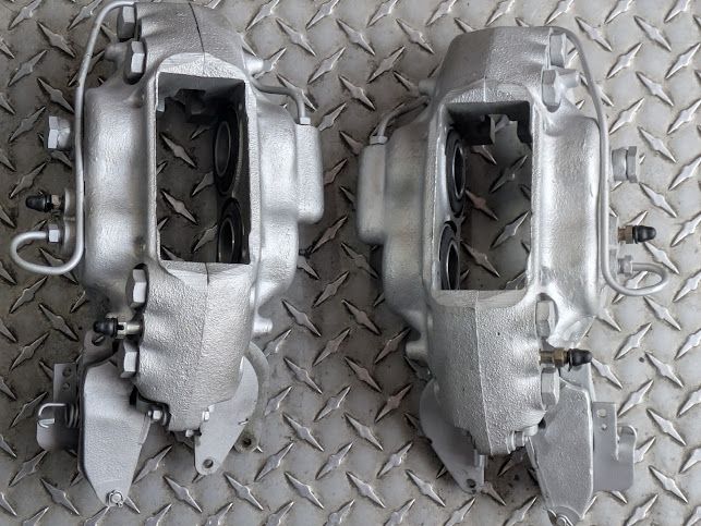 70 TO 80 ROLLS ROYCE SILVER SHADOW CORNICHE rear BRAKE CALIPER REBUILD SET img