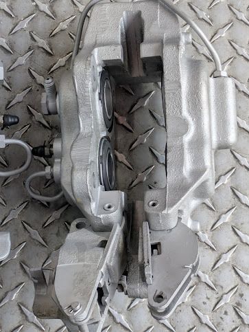 70 TO 80 ROLLS ROYCE SILVER SHADOW CORNICHE rear BRAKE CALIPER REBUILD SET