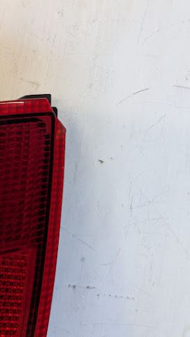 99-05 OEM Porsche Carrera 911 996 Rear left   Stop Brake Tail Light