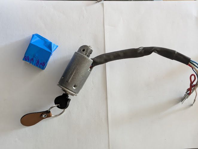 FERRARI 456M PART STEERING IGNITION SWITCH , TUMBLER AND KEY 164514