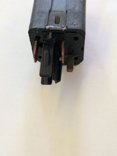 FERRARI 456 PARTS TRUNK RELEASE BUTTON SWITCH  174671
