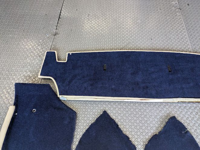 ROLLS ROYCE SILVER SPUR TRUNK carpet blue and magnolia