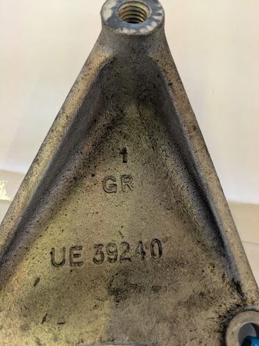 81-98 ROLLS ROYCE SILVER SPUR AIR PUMP BRACKET 39240