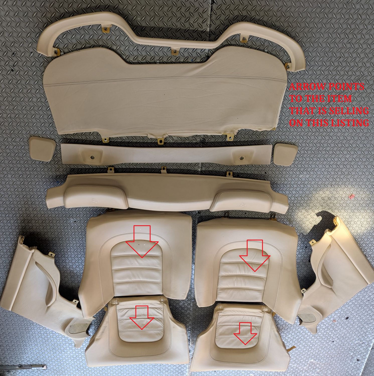 FERRARI  456M REAR SEAT SET ON CREAM  65832126