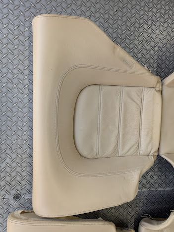 FERRARI  456M REAR SEAT SET ON CREAM  65832126