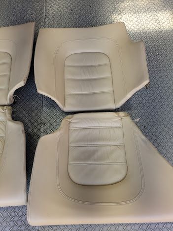 FERRARI  456M REAR SEAT SET ON CREAM  65832126