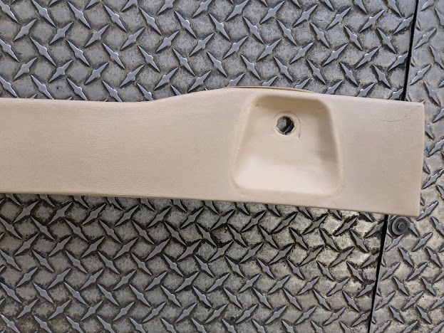 FERRARI  456M REAR SEAT TRIM  ON LEATHER CREAM