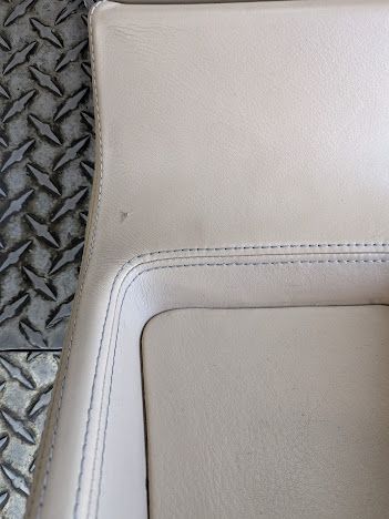 FERRARI  456M REAR SEAT CENTER CONSOLE  ON LEATHER CREAM