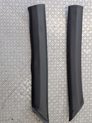 FERRARI  456M  INTERIOR TRIM "A" PILLAR COVER SET ON BLACK