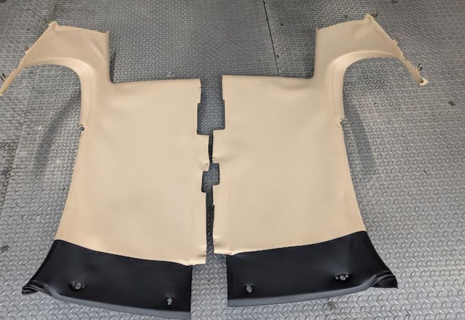 FERRARI  456M  HEAD LINER LEFT AND RIGHT CREAM AND BLACK