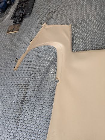 FERRARI  456M  HEAD LINER LEFT AND RIGHT CREAM AND BLACK