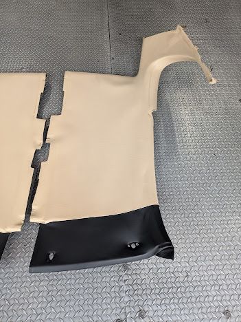 FERRARI  456M  HEAD LINER LEFT AND RIGHT CREAM AND BLACK