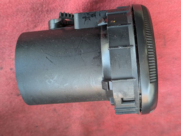 FERRARI  456M  AND 550 MARANELLO INTERIOR  AIR VENT ASSEMBLY