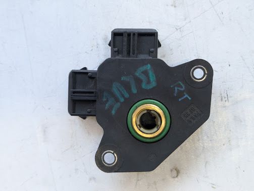 FERRARI 456  PART intake THORTTLE POTENSIOMETER RIGHT 172750
