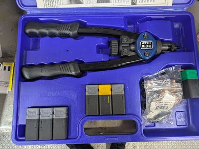 SHEET METAL NUT INSTALLER WITH RIVET HANDLE CABINET1