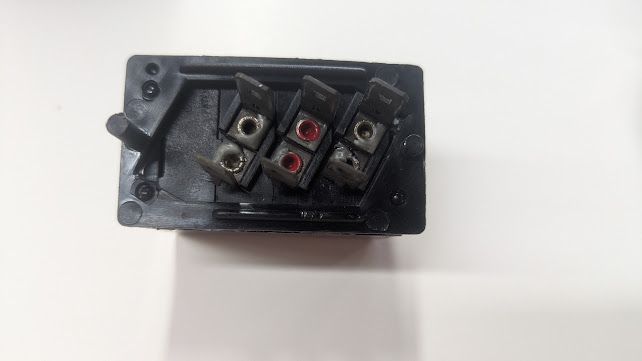 ROLLS ROYCE SILVER SPUR SPORIT CIRCUIT BREAKER UD18098 OTTER