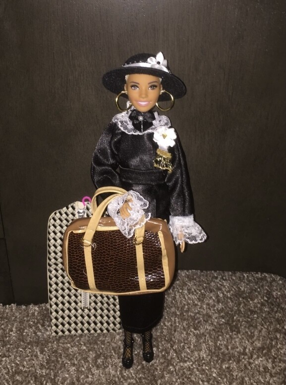 Traveler doll