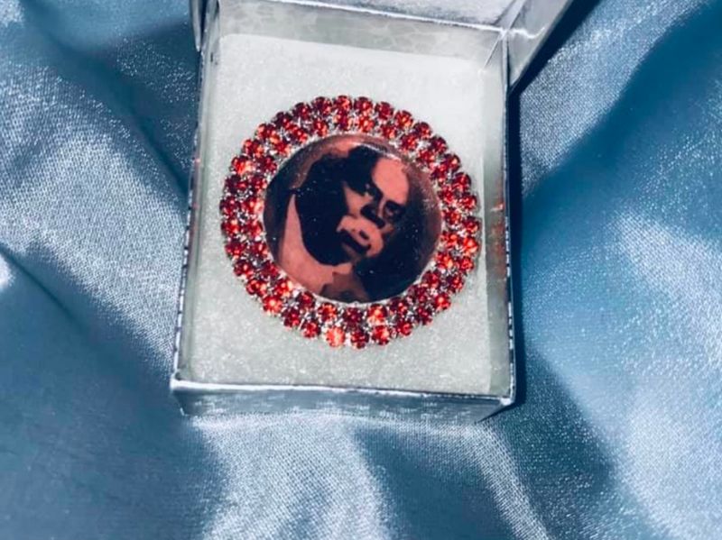 Red double diamond Prophet pin