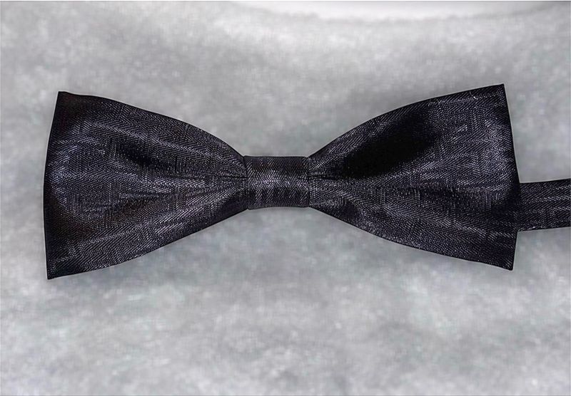 Men’s Black Satin Bow Tie w/Design 