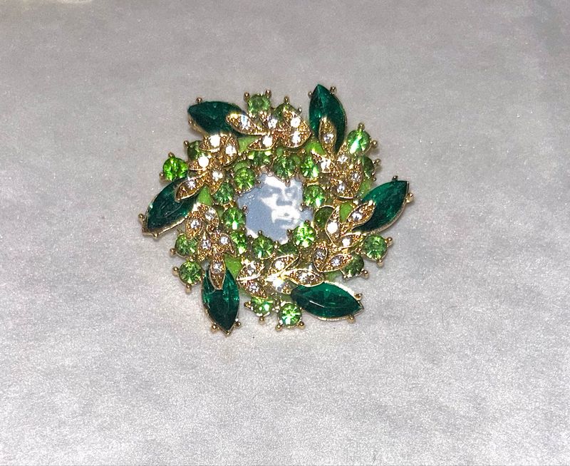 Green Mix Prophet Pin