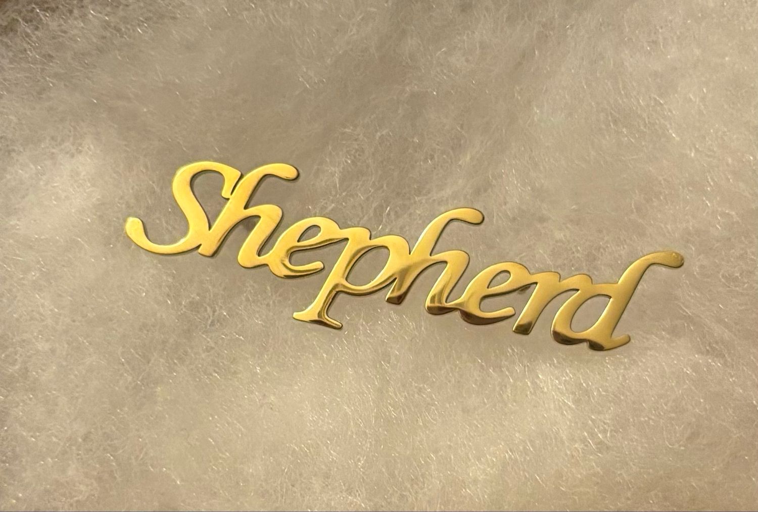 Shepherd Pin (Gold)