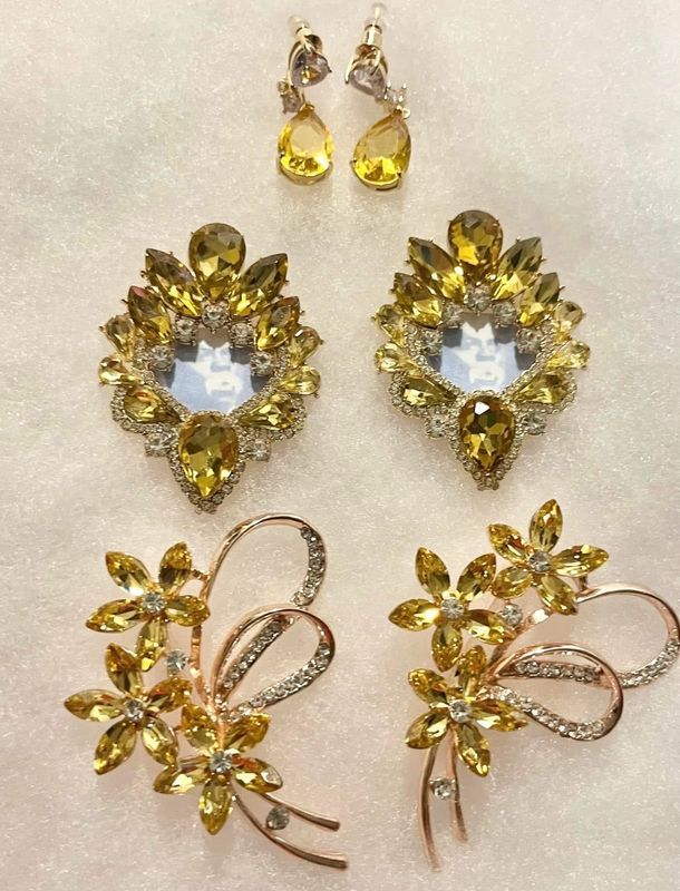 Yellow Diamond Prophet Pin Set