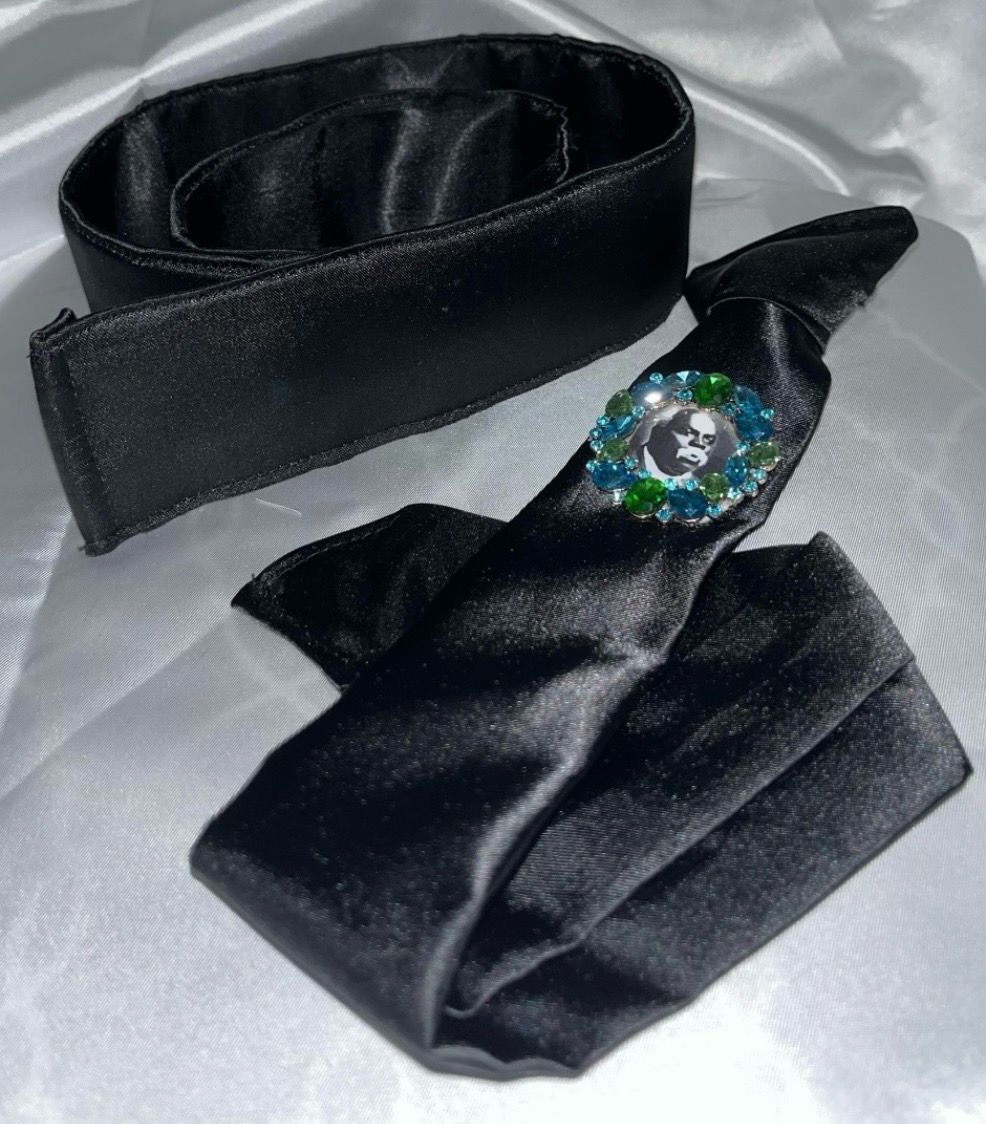 Black Singers Tie And Belt
