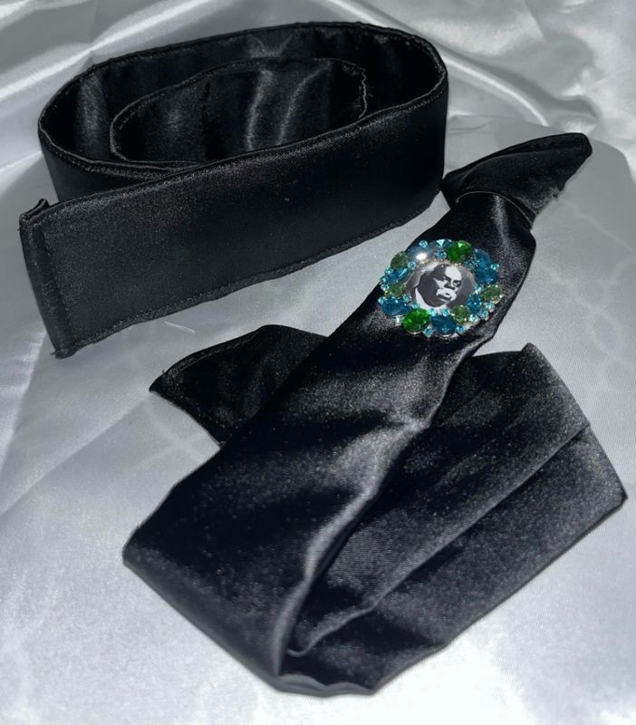 Black Singers Tie And Belt