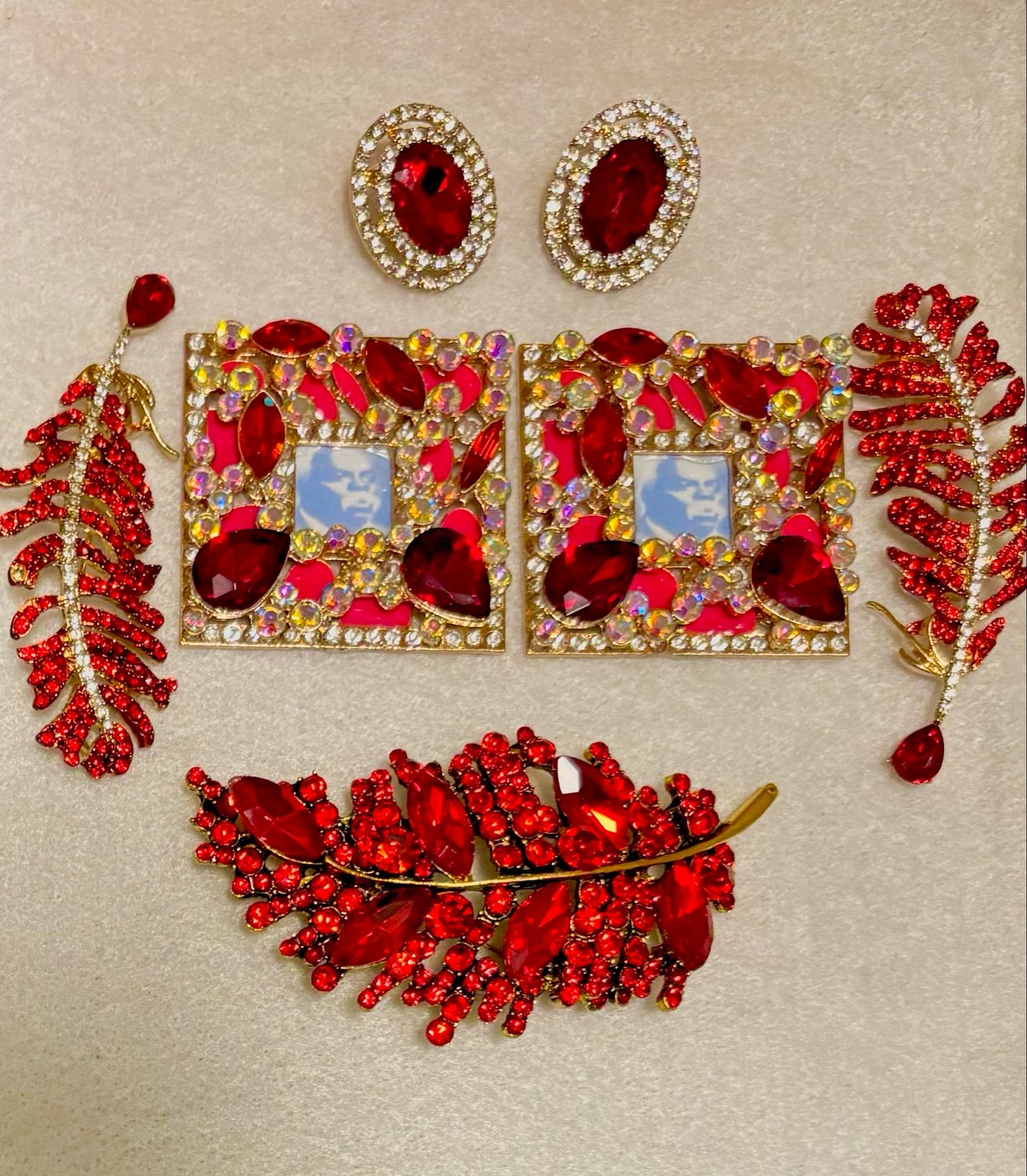 Red Diamond Prophet Pin Set